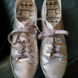 Dolce Vita Women's Shimmering Silver Athletic Shoes